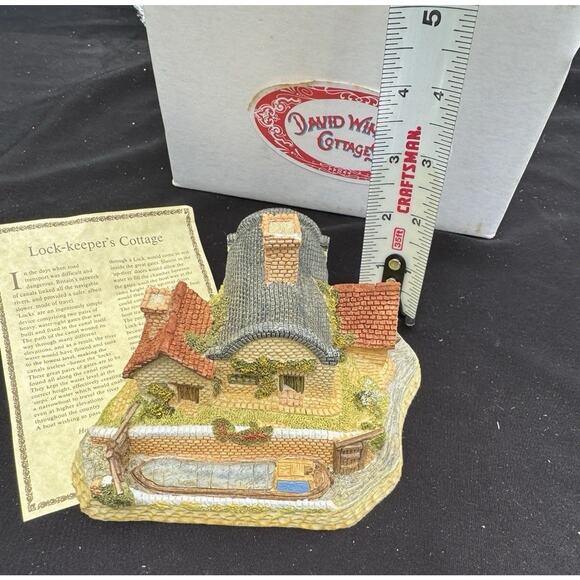 Vtg 1987 David Winter Lock Keepers Cottage The Midlands Collection MIB W/ COA - Picture 9 of 11